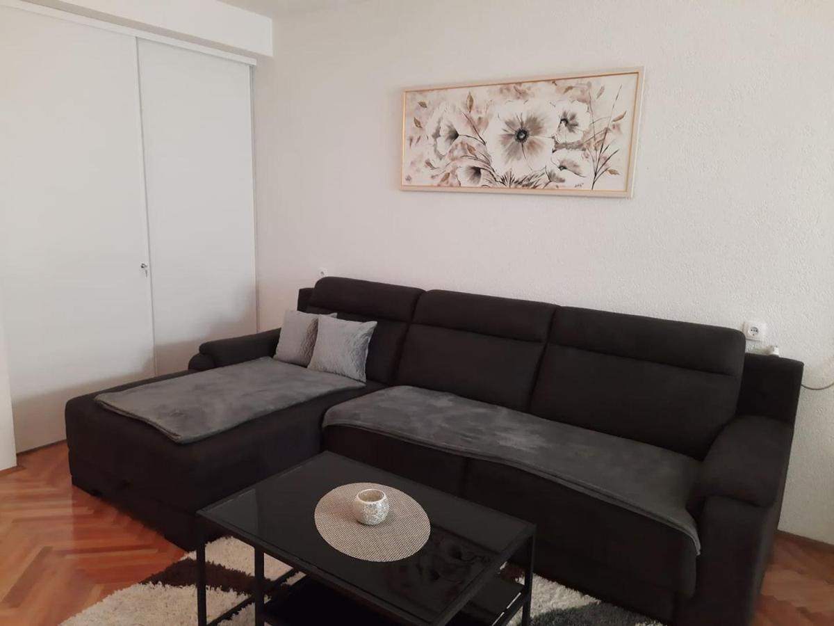Apartments Rose Loboja Makarska Exterior foto