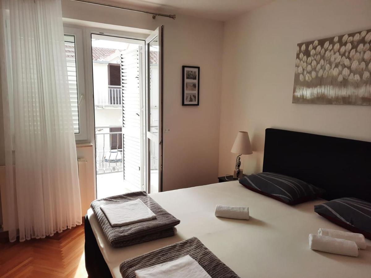 Apartments Rose Loboja Makarska Exterior foto