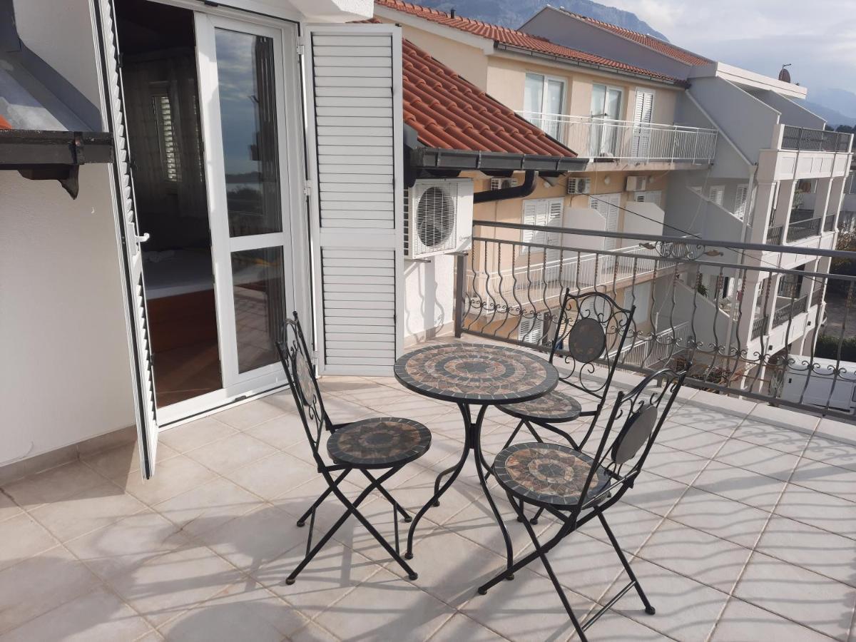 Apartments Rose Loboja Makarska Exterior foto