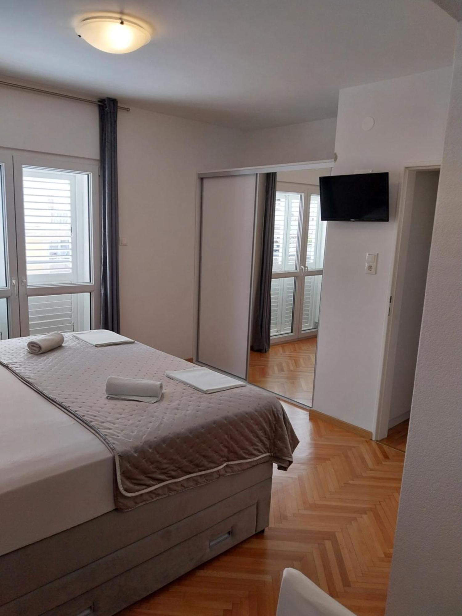 Apartments Rose Loboja Makarska Exterior foto