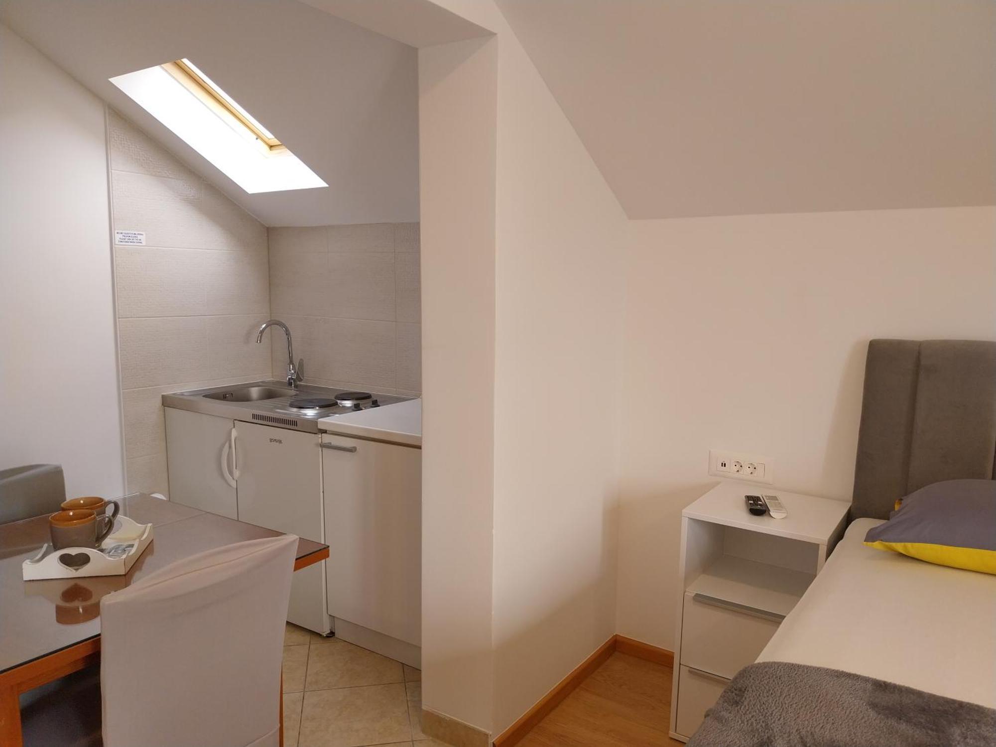 Apartments Rose Loboja Makarska Exterior foto