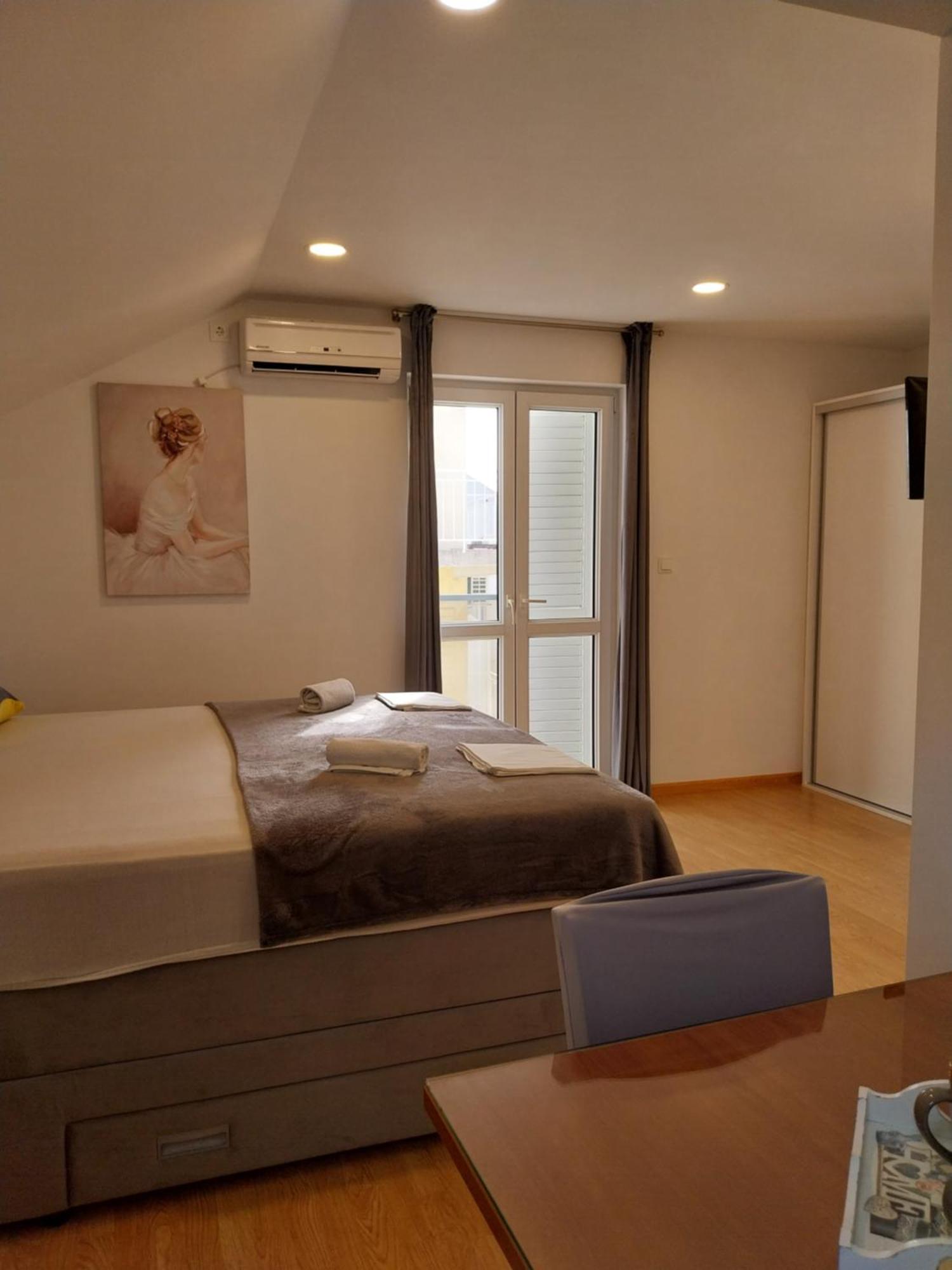 Apartments Rose Loboja Makarska Exterior foto